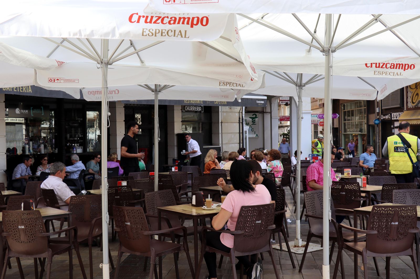 Imágenes del viernes 28 de abril en Huelva