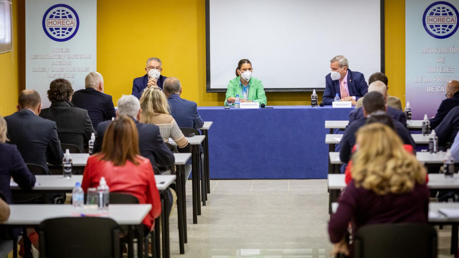 El encuentro contó con una representación de buena parte del sector de la hostelería gaditana