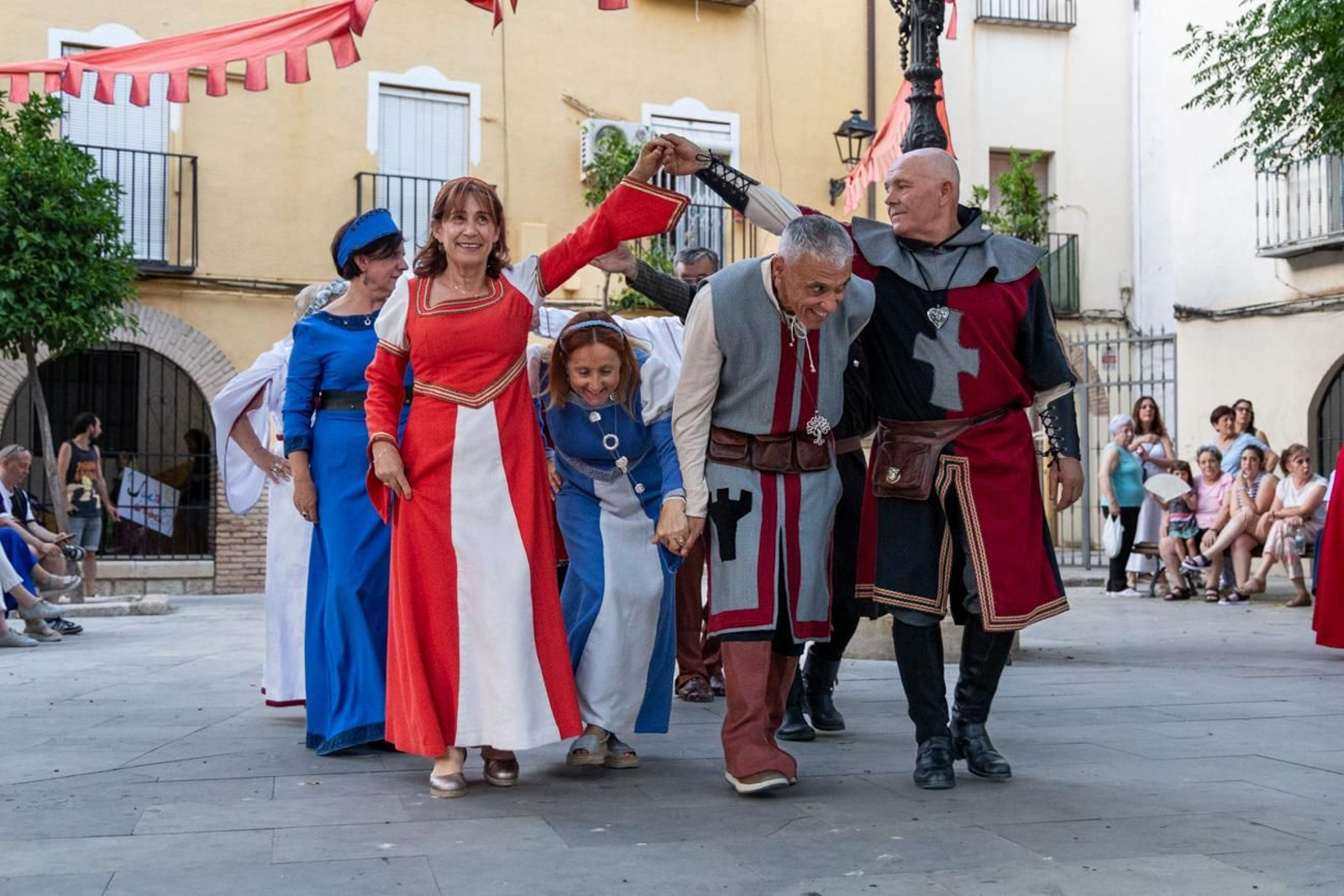 Exhibición de Bailes Medievales y Pasacalles del Lagarto de la Magdalena