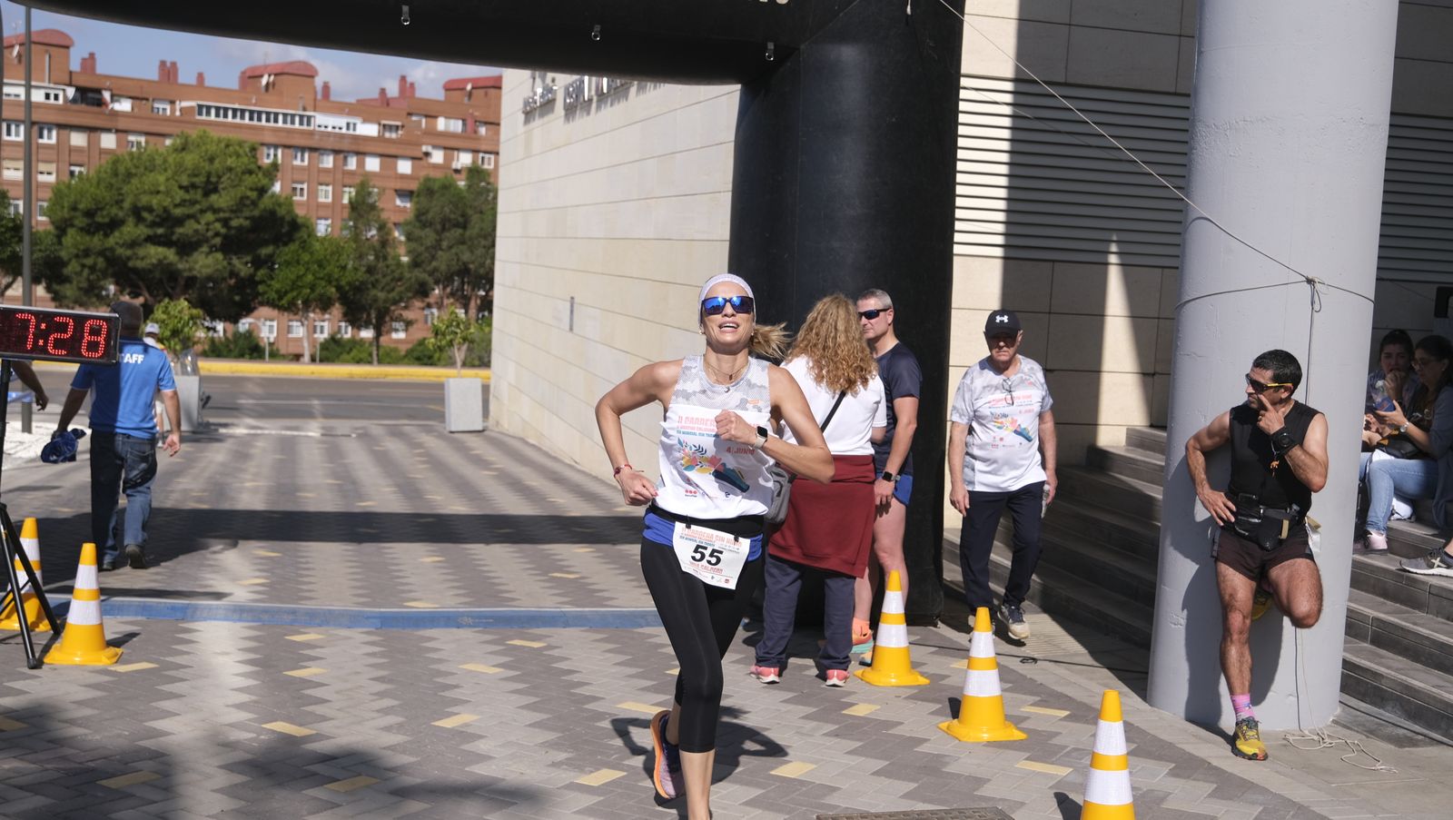 Imágenes de la II Carrera Sin Humo, en Almería