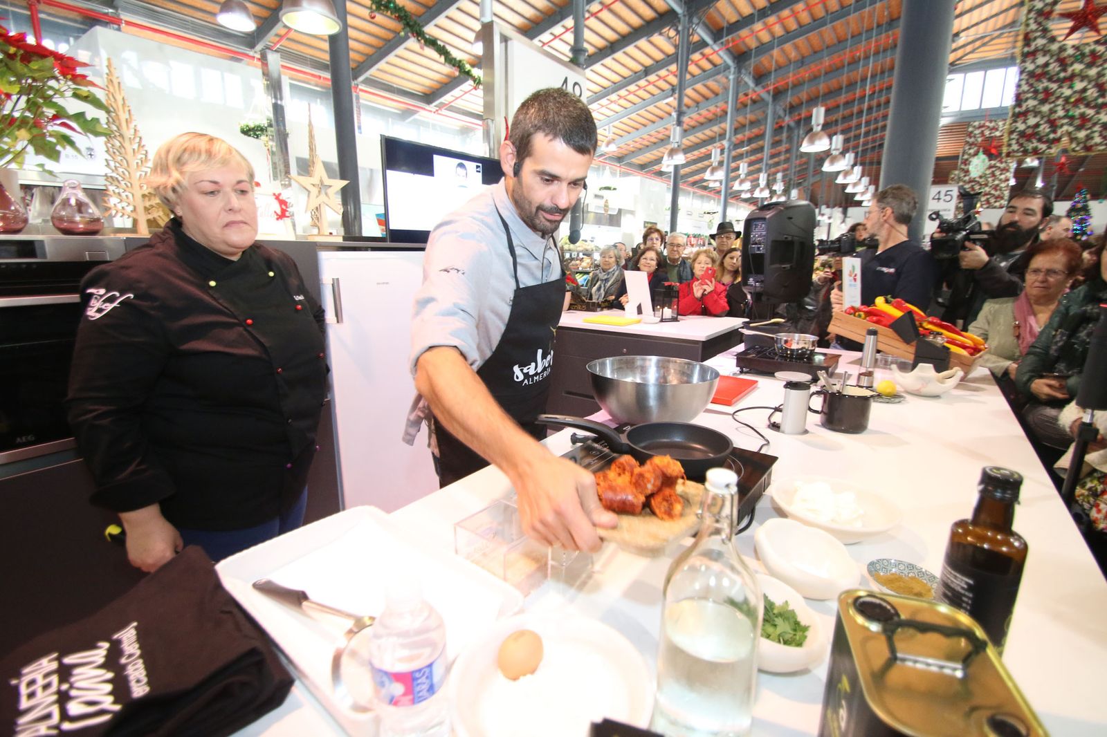 Espectáculo culinario para mostrar el arte de la tierra
