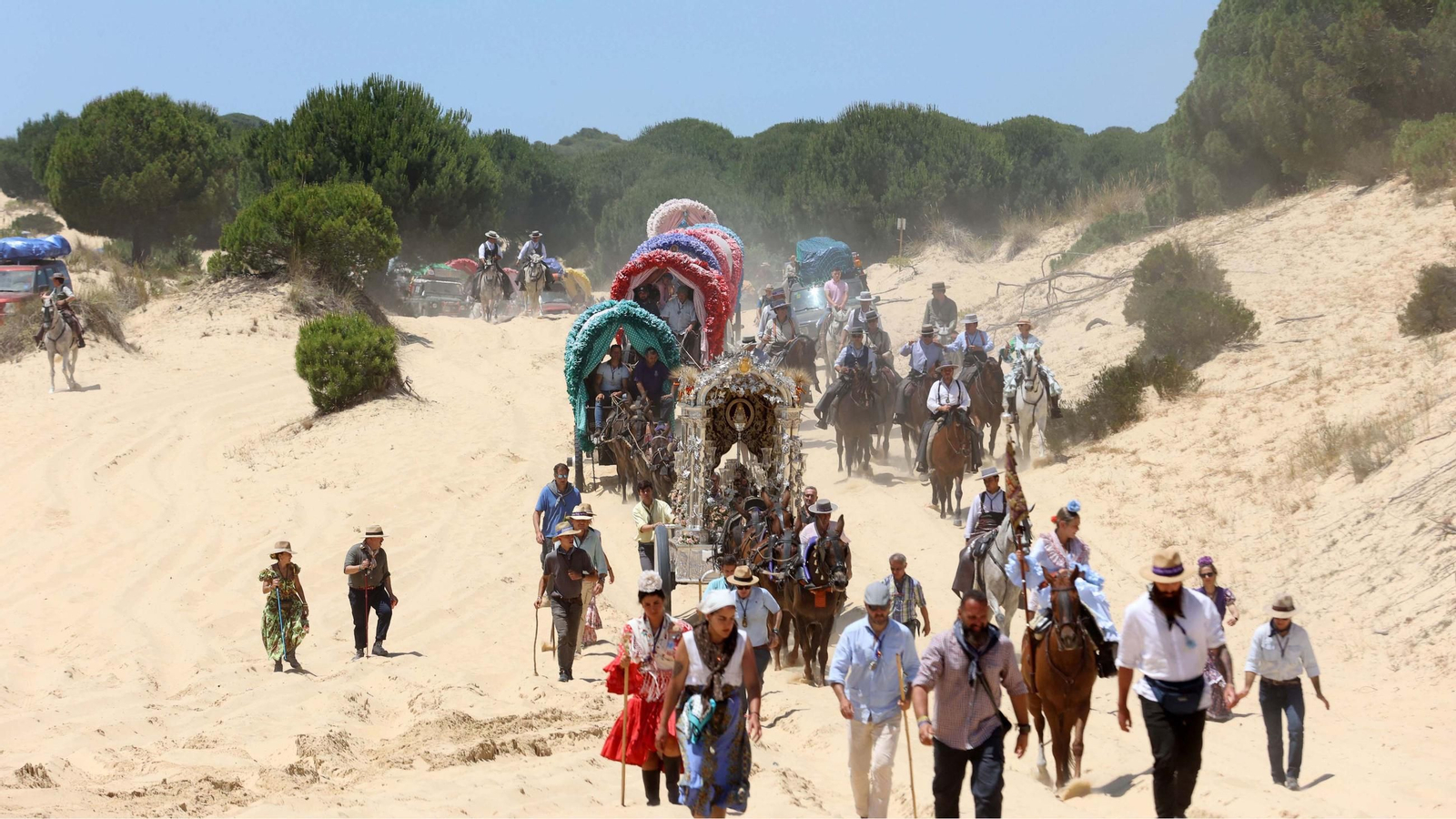 Jueves de camino de la Hdad de Jerez por el Coto Doñana
