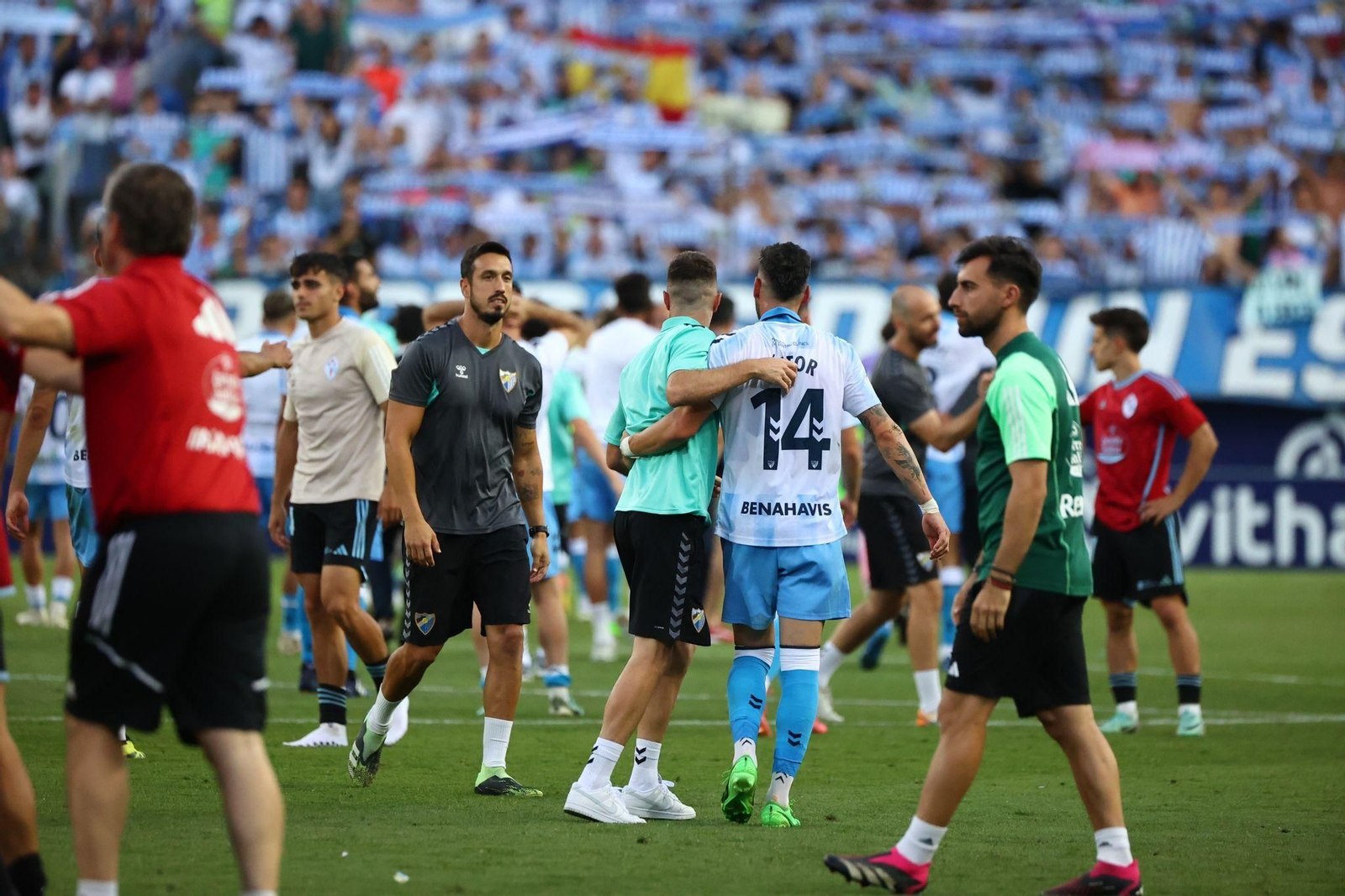 La alegría del Málaga CF tras pasar a la final, en fotos