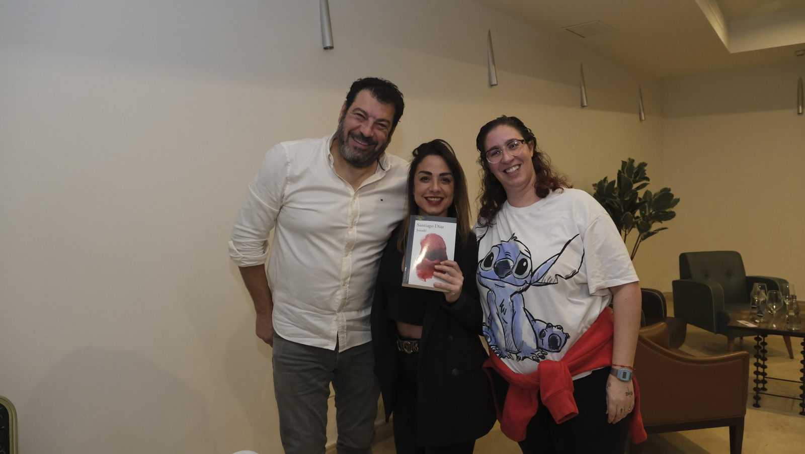 El Diario de los Libros con el escritor Santiago Díaz, en imágenes