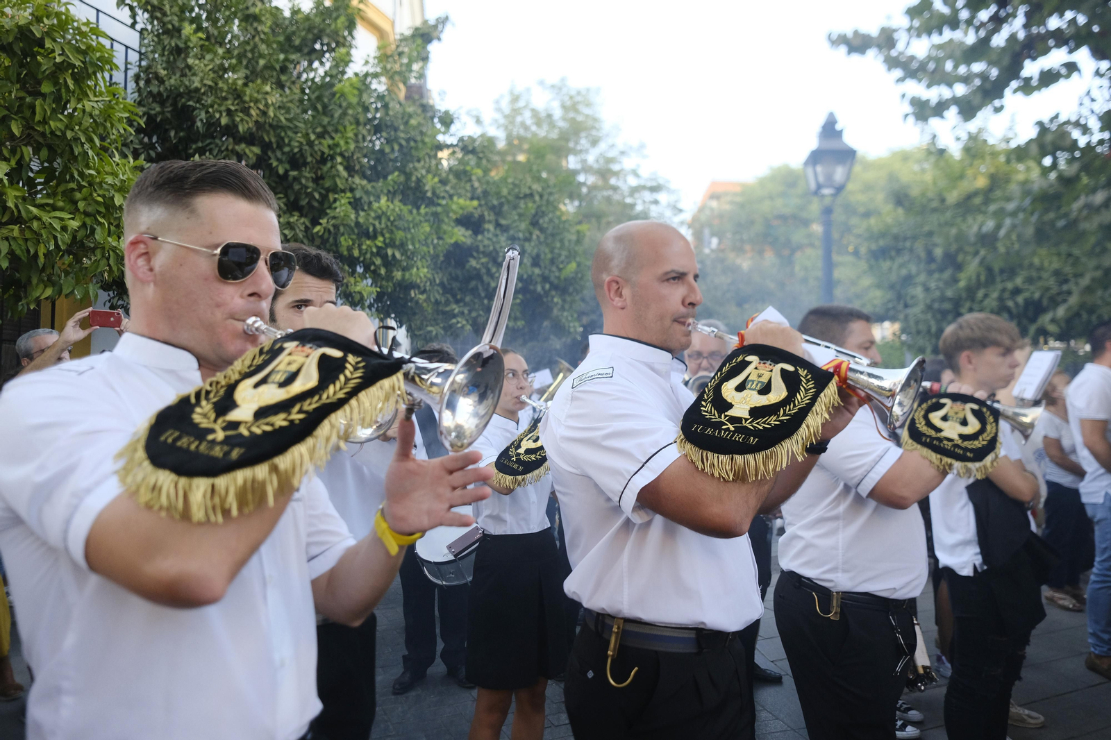 El traslado de la Virgen de la Merced de Córdoba tras su restauración, en imágenes