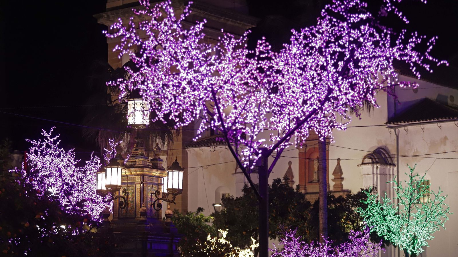 Fotos del encendido del alumbrado navideño en Algeciras