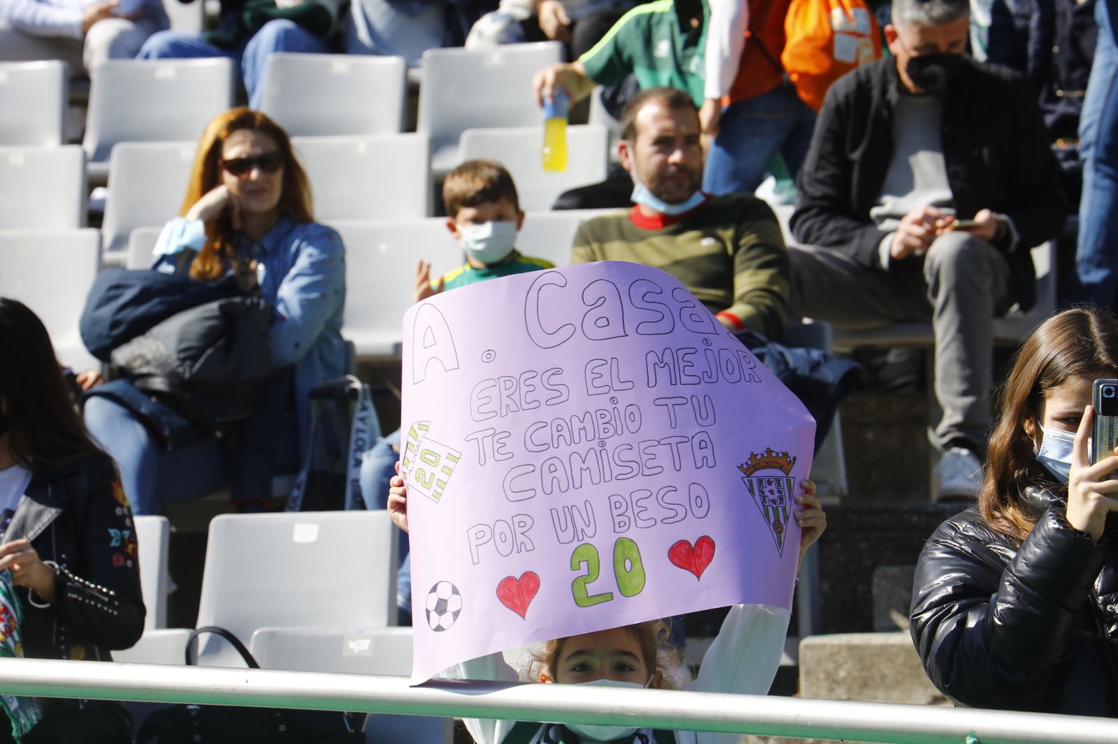 La victoria del Córdoba CF ante el Mensajero, en imágenes