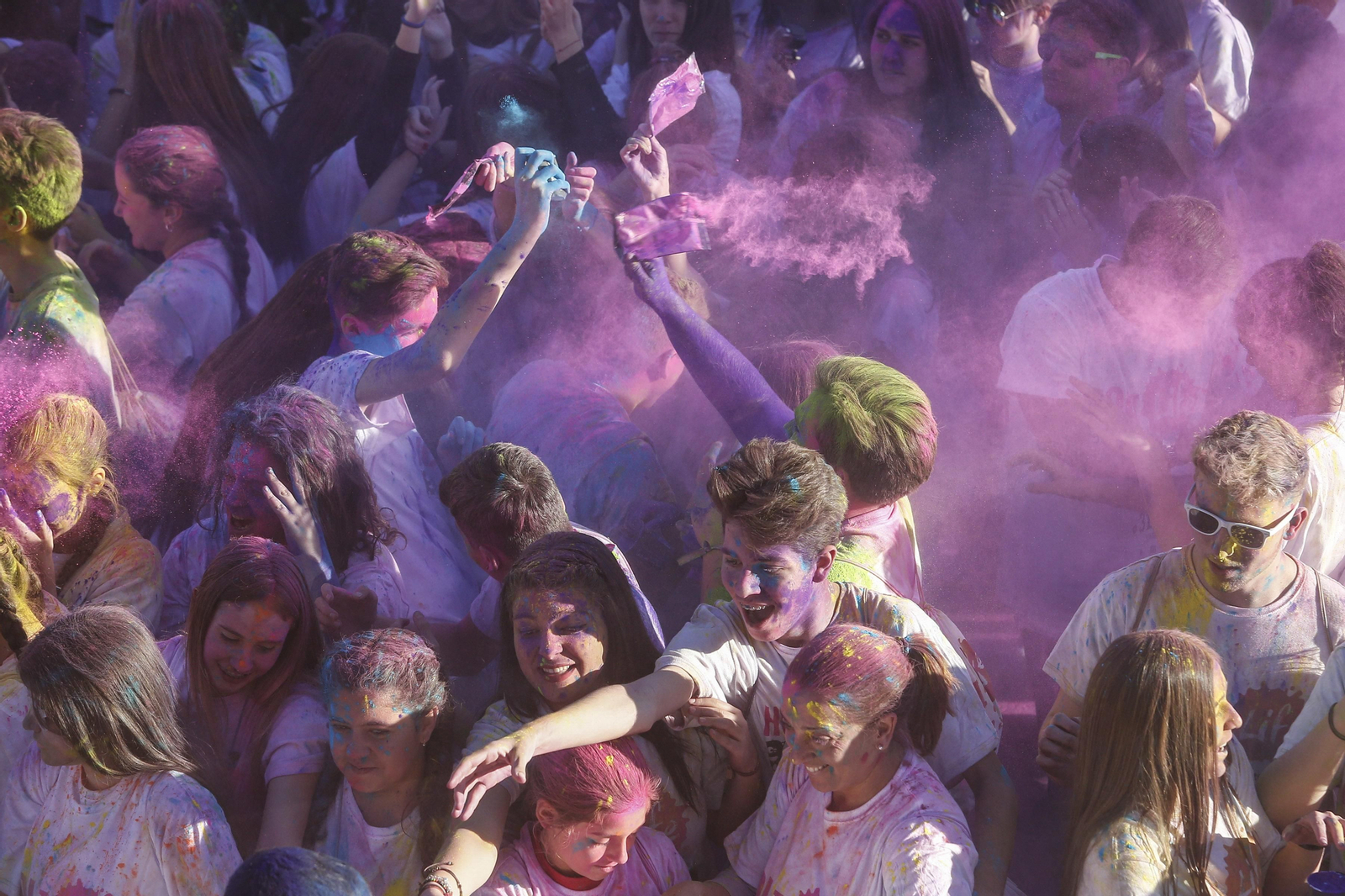 Imágenes del Holi Live en Granada