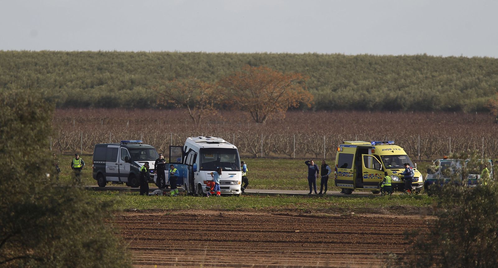 El accidente del autobús escolar, en imágenes