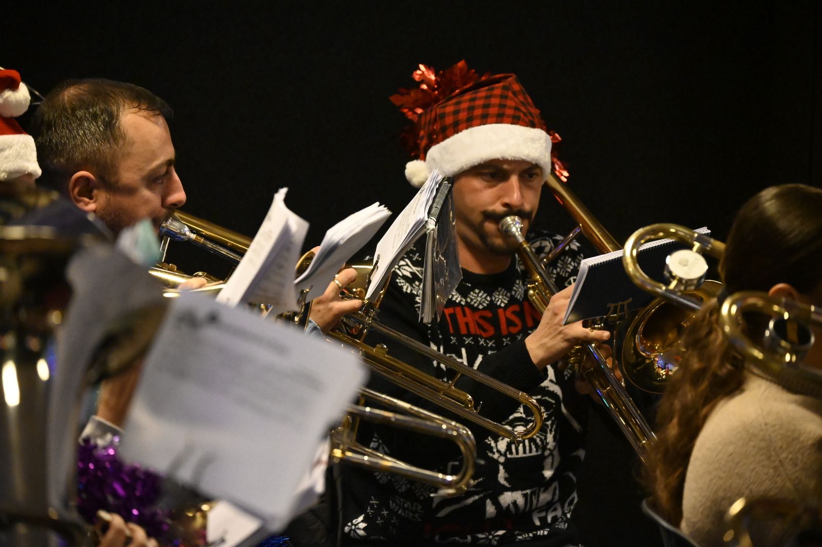 Ensayo preparatorio de la AM Santa Cruz para la cabalgata de Reyes Magos, en Imágenes