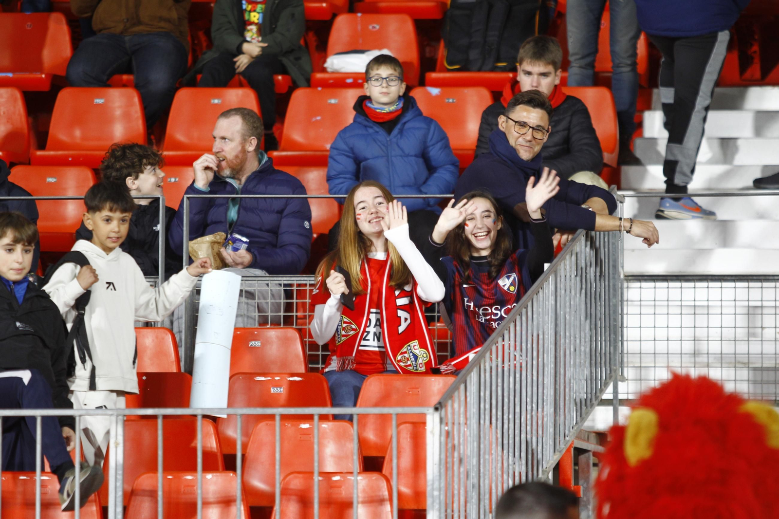 Búscate en las fotos de público del partido U.D. Almería-S.D. Huesca