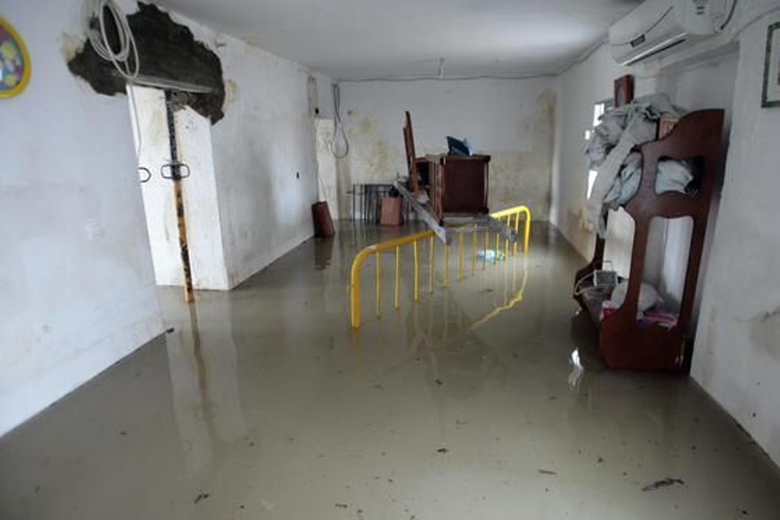 El Río Guadalquivir se desborda a su paso por Lora del Río.

Foto: Juan Carlos Muñoz