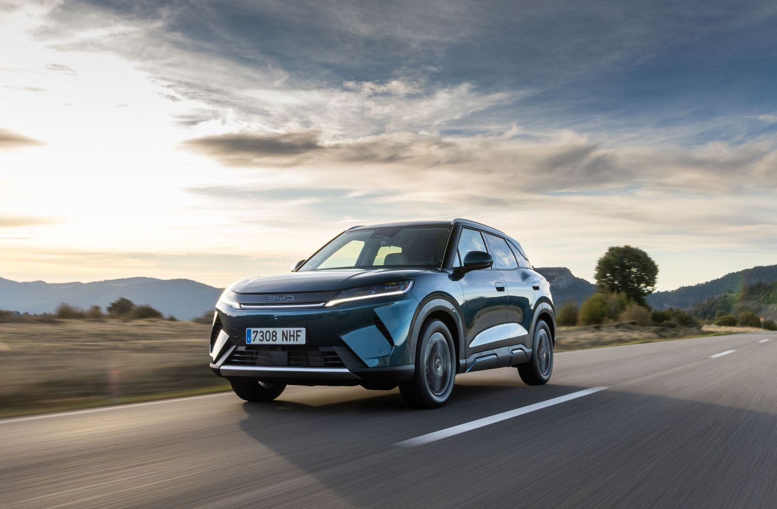 El BYD Atto 2 con el sistema híbrido enchufable DM-i desde 25.990 euros