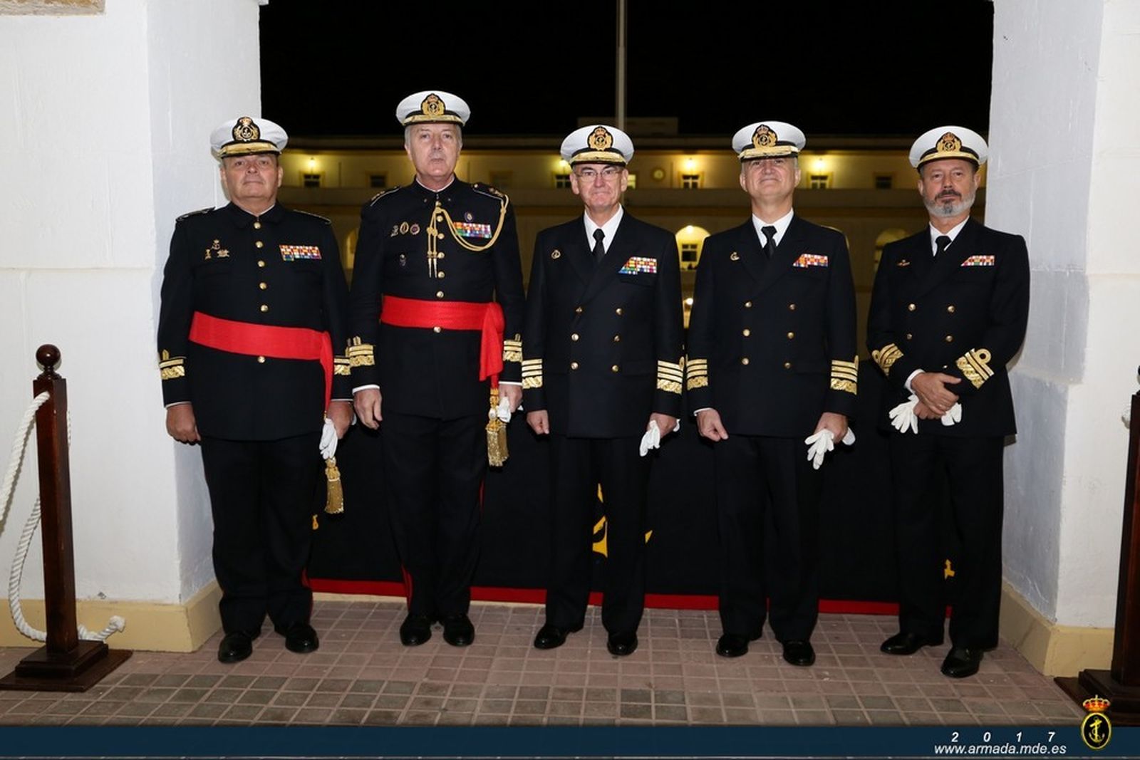 Autoridades militares presentes en el acto