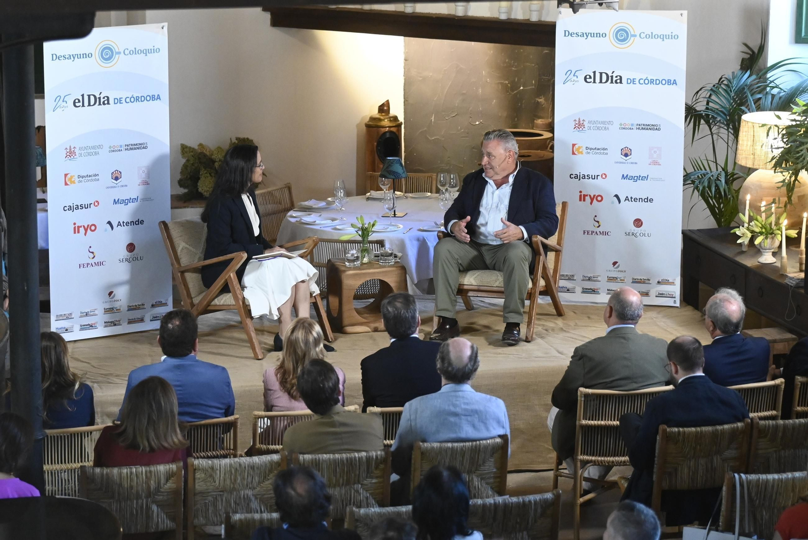 El Desayuno-coloquio por el 25 aniversario de 'El Día de Córdoba', en imágenes