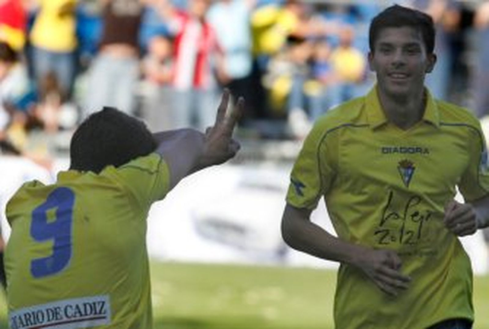 El Cádiz se proclama campeón de la Segunda B (1-1)