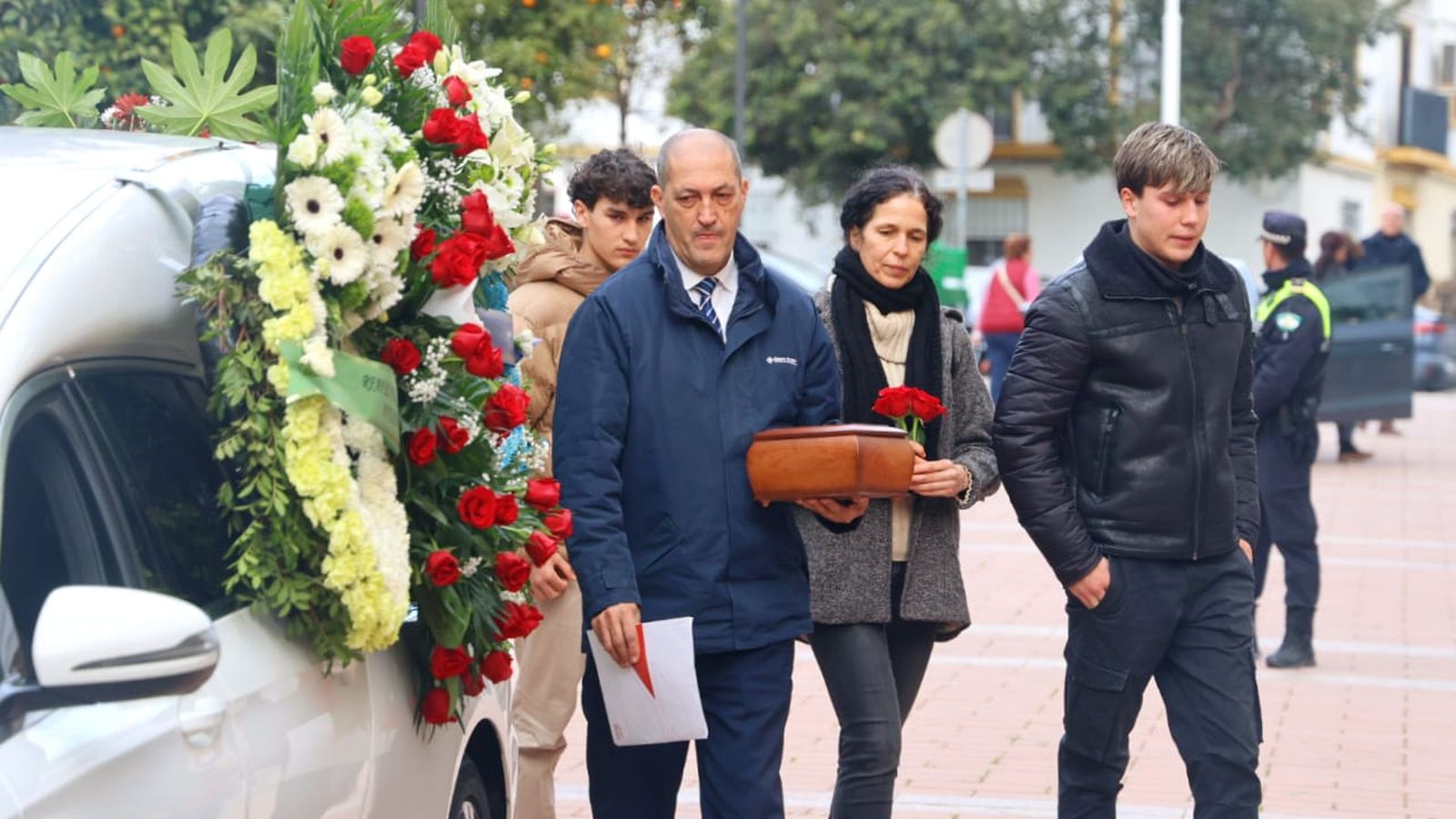 Familiares de David Cordón a su llegada al Polvorín.