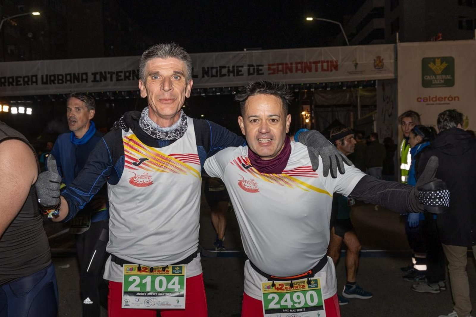 En imágenes: búscate en tu llegada a meta de la Carrera de San Antón 2025 (7)