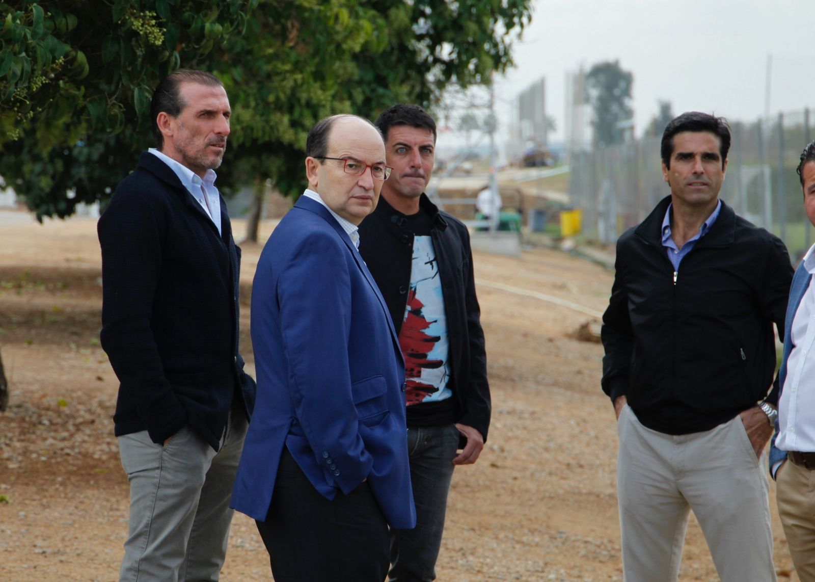 José Castro junto a Óscar Arias y Javi Guerrero en la ciudad deportiva