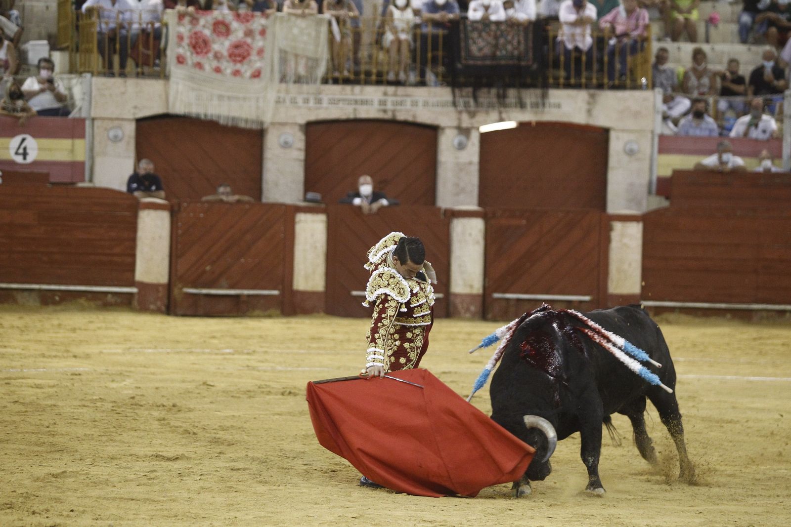 Fotogalería primera corrida de toros Feria de Almería