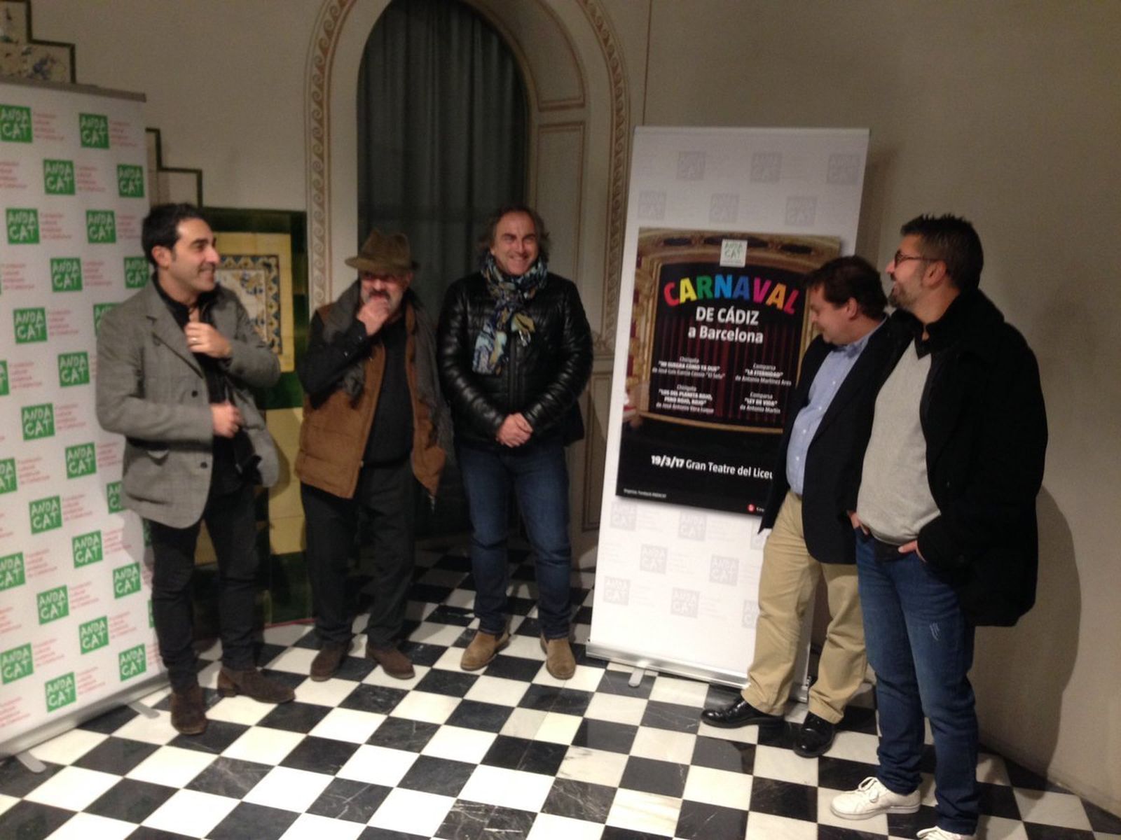 Martínez Ares, Martín, Selu y Vera Luque, durante la presentación de su espectáculo en Barcelona.