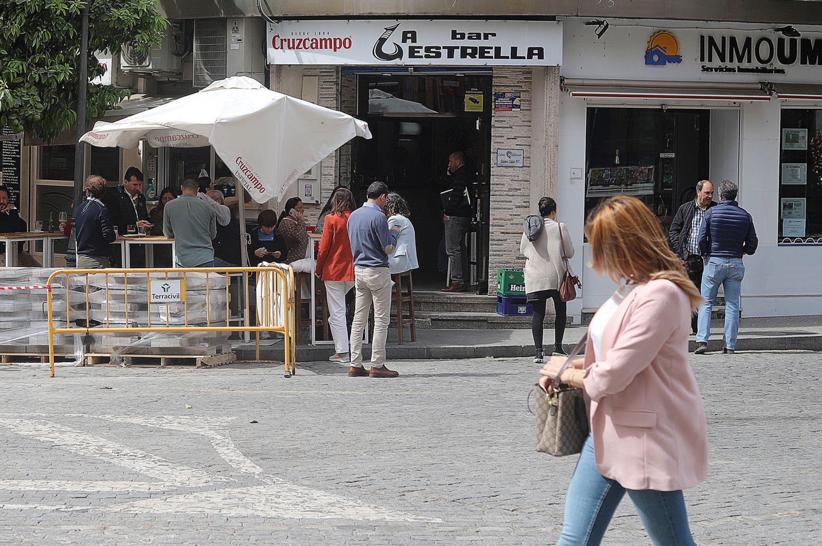 Imágenes del viernes 24 de marzo en Huelva