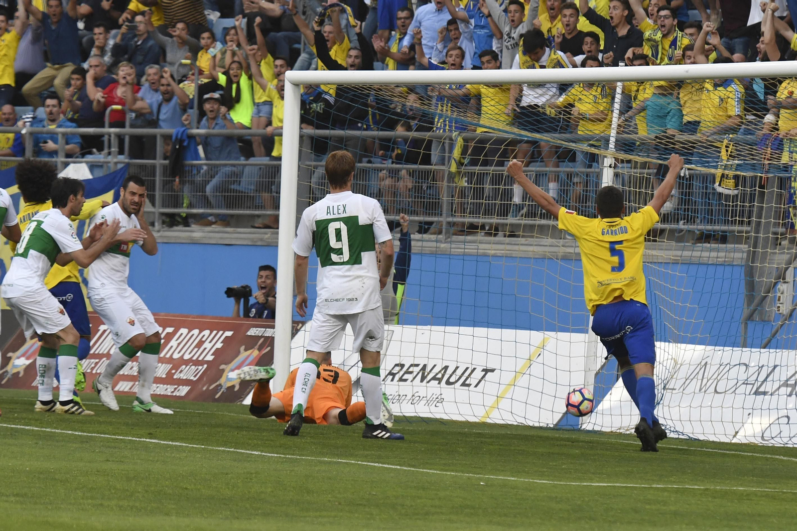 Las imágenes del Cádiz-Elche