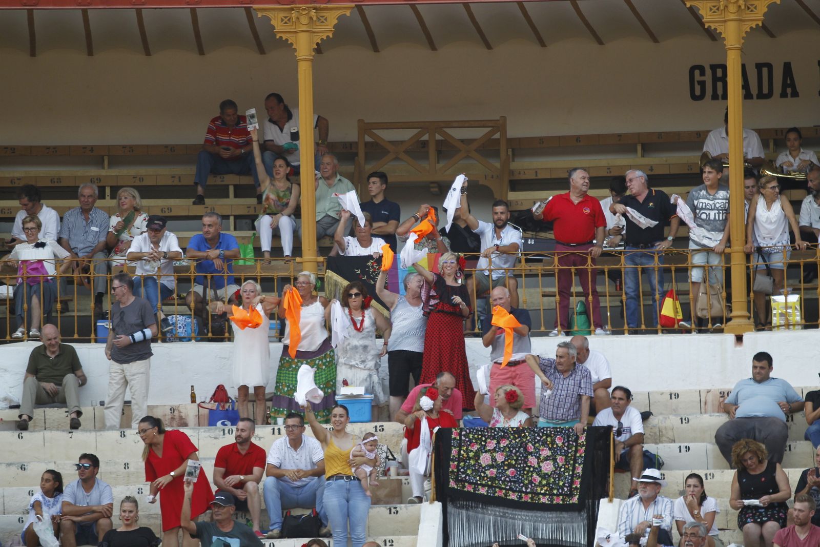 Fotogalería corrida de rejones. Feria de Almería 2019