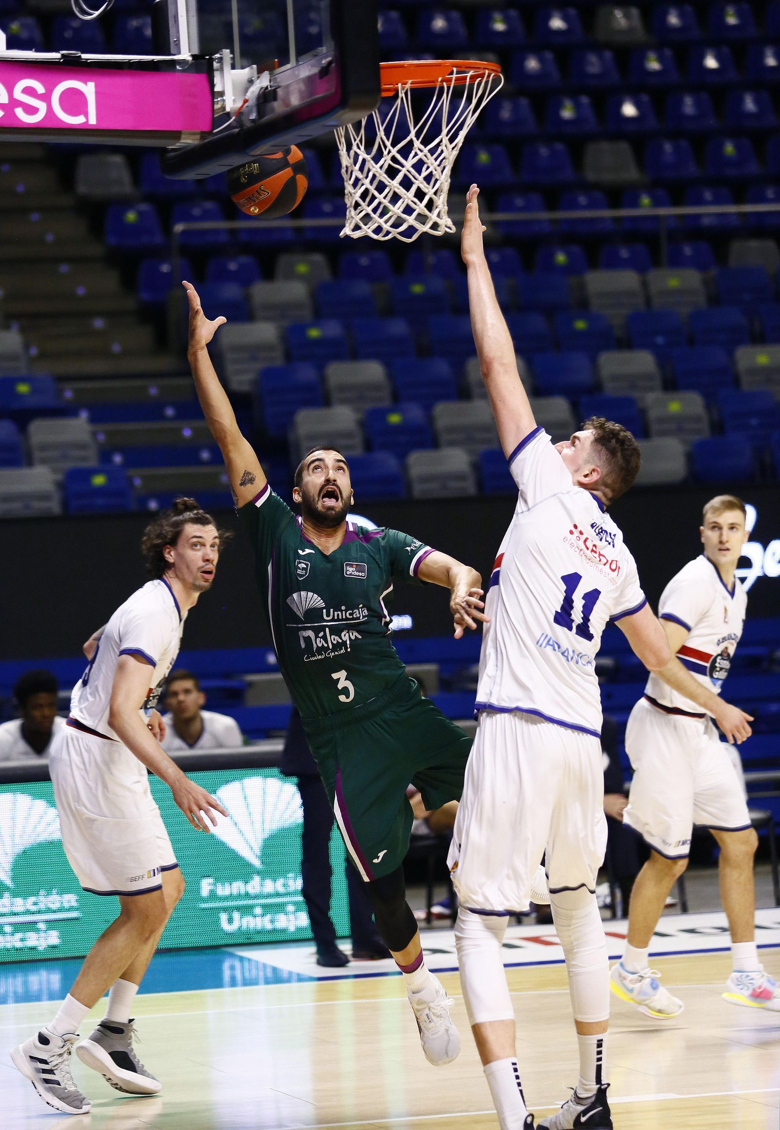 El Unicaja-Obradoiro, en fotos