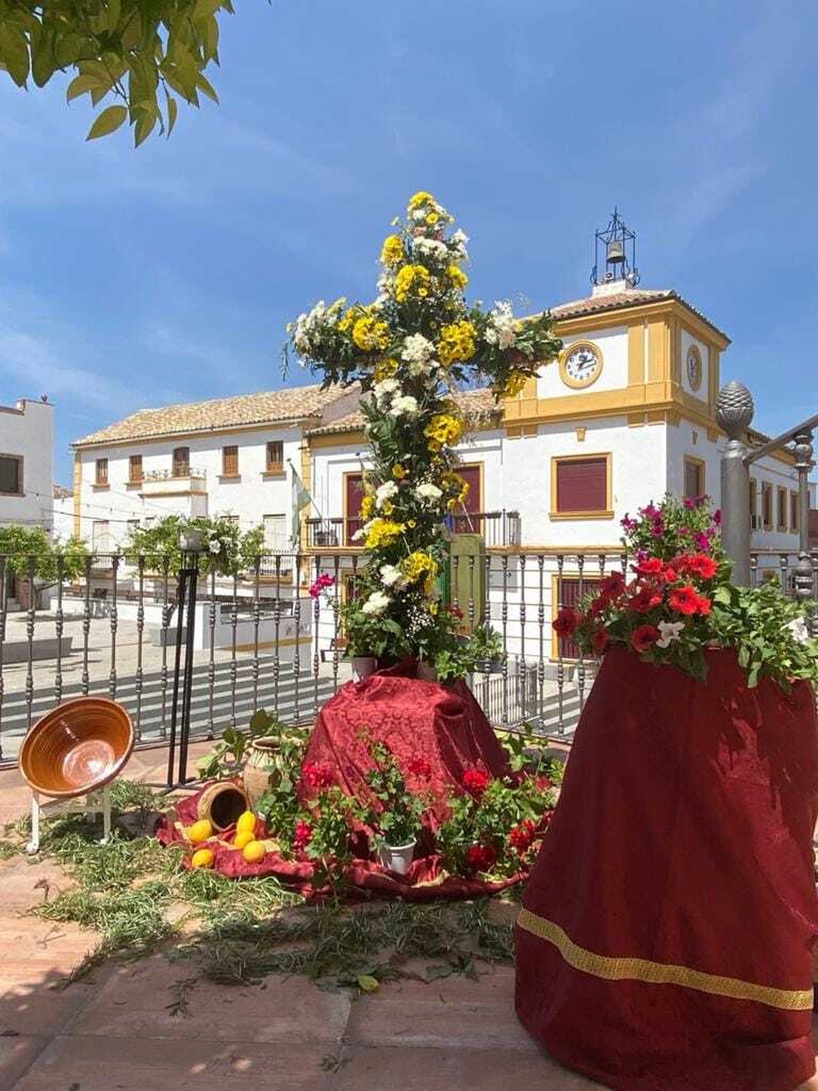 Un recorrido en fotografías por las Cruces de Mayo de los pueblos de Córdoba