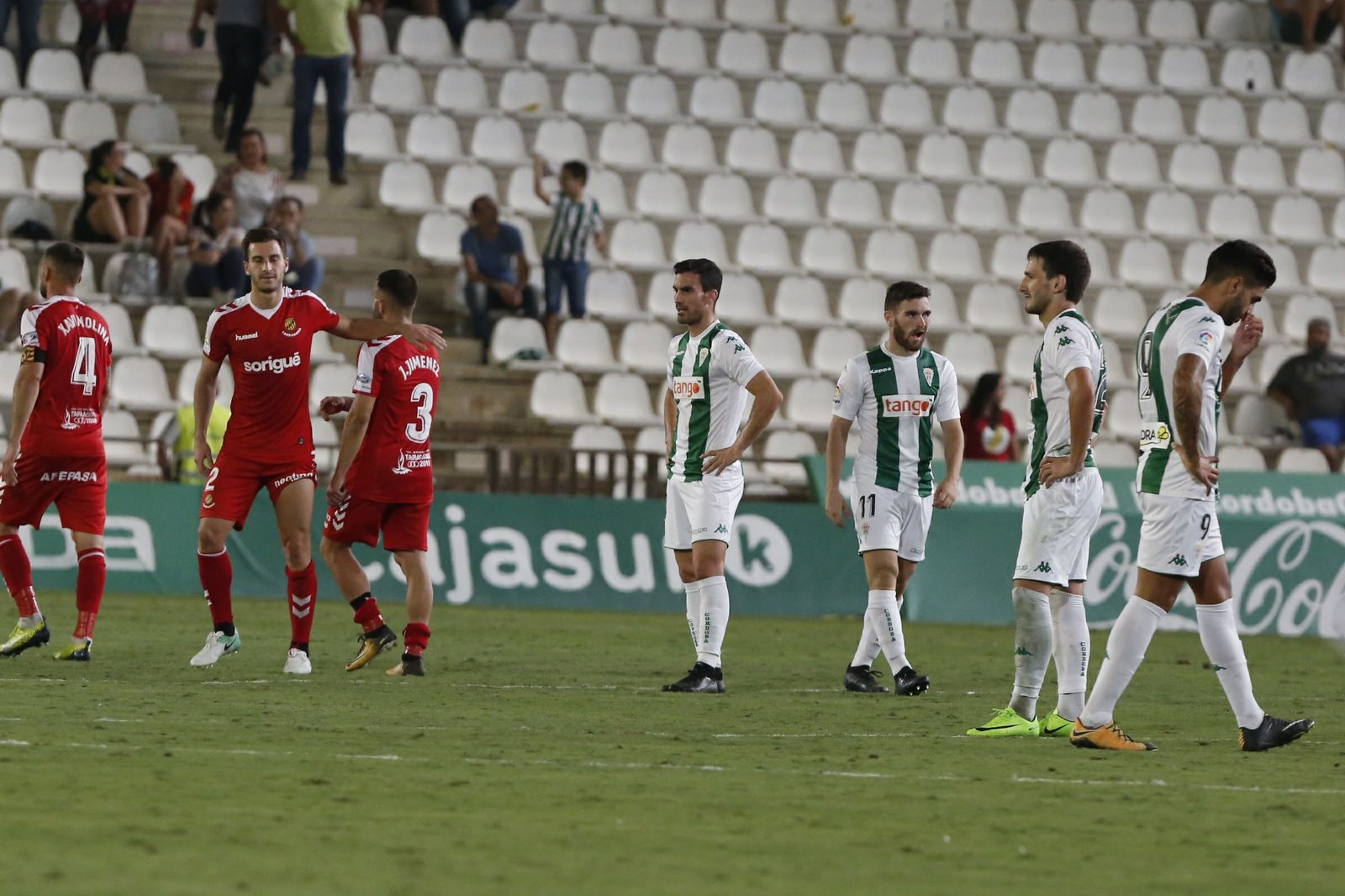 El Córdoba-Nástic, en imágenes