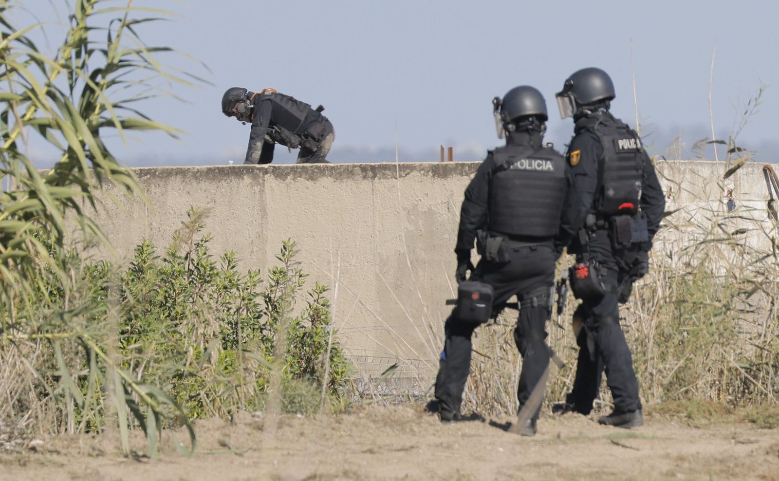 Despliegue en Isla Mayor tras el tiroteo del pasado 8 de noviembre