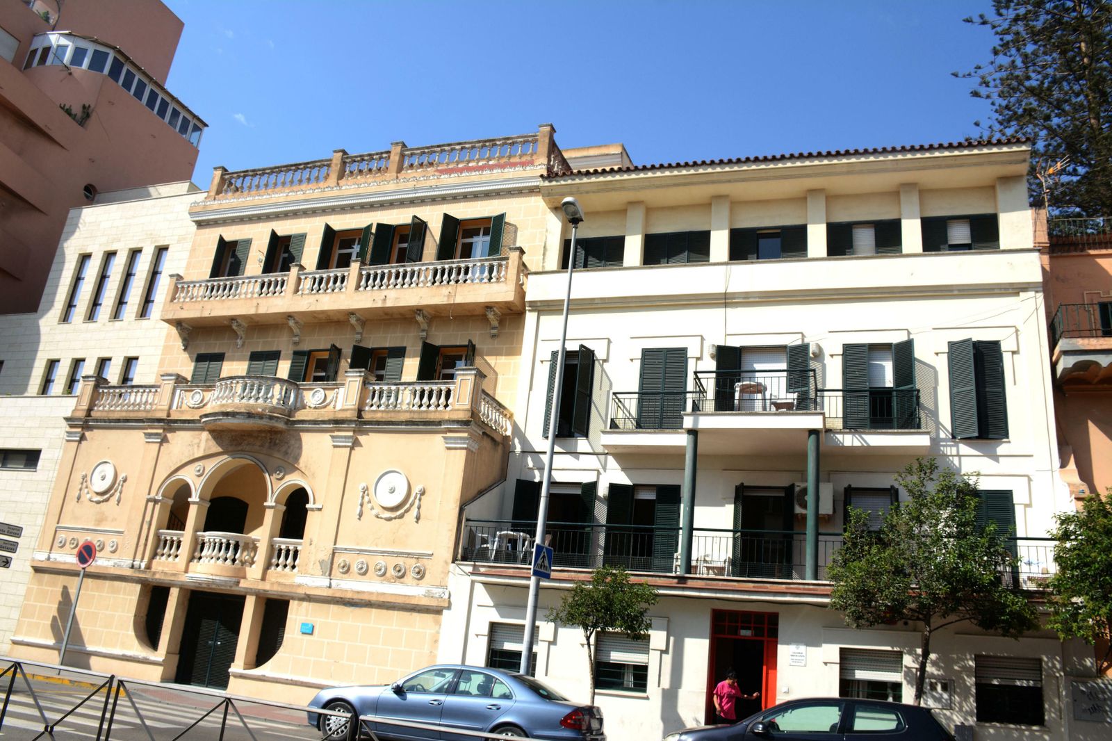 El edificio de la Fundación Cruz Blanca en Algeciras.