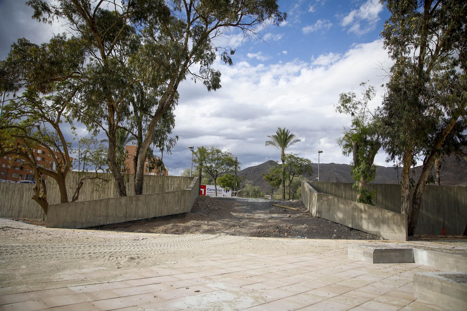 Te contamos en imágenes como avanzan las obras de la rambla de San Antonio en Aguadulce