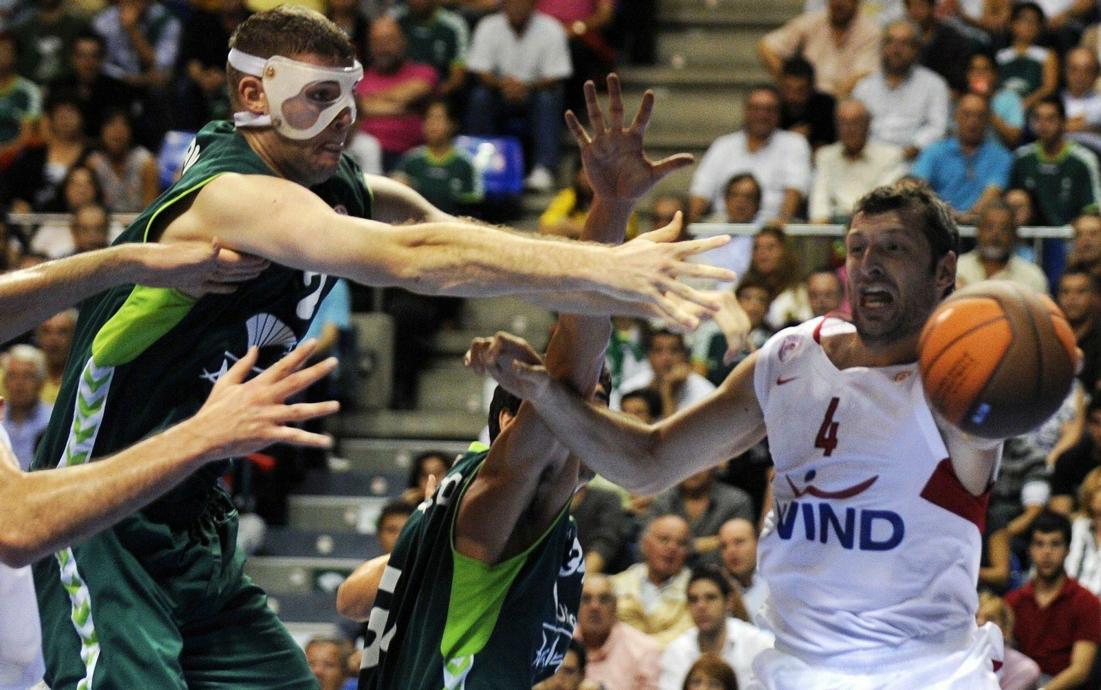 Las fotos de Robert Archibald en su etapa en el Unicaja