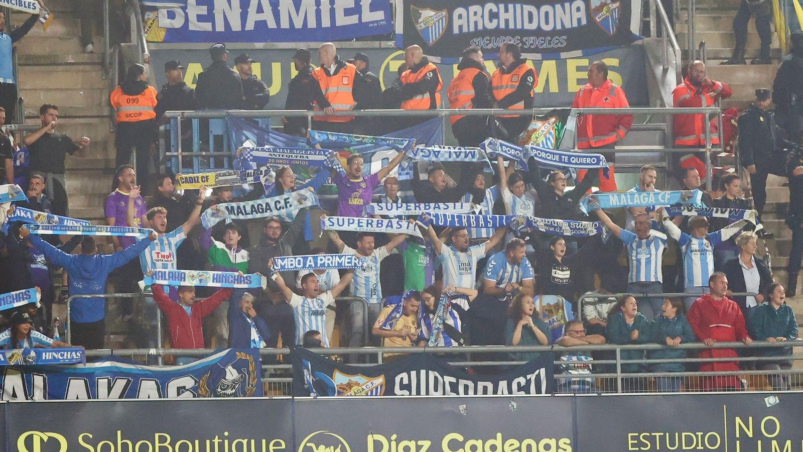 El Cádiz - Málaga CF, en fotos