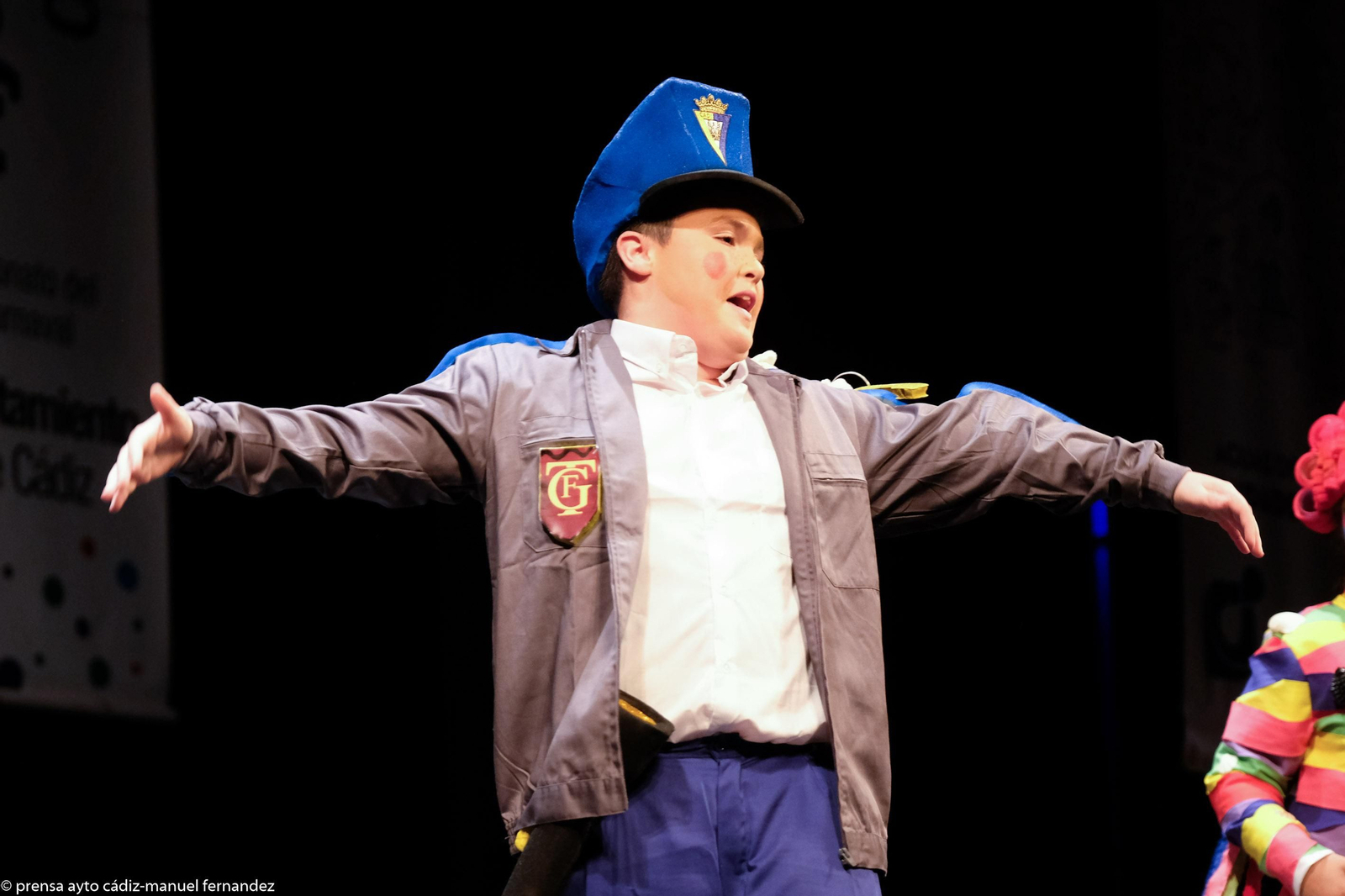 Cuando tú te acuestas yo me levanto