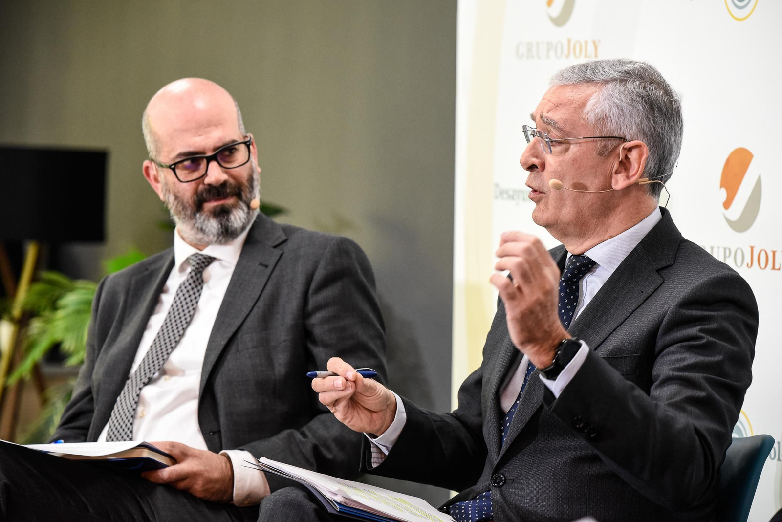 Imágenes del Desayuno Coloquio "Enomía azul, claves para el desarrollo sostenible" organizado por el Grupo Joly