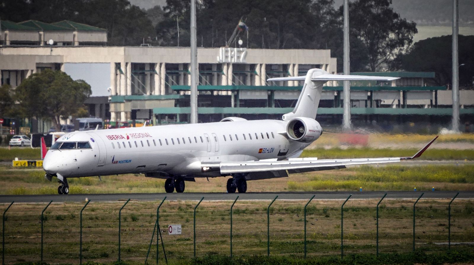 Un avión de Air Nostrum en el Aeropuerto de Jerez.