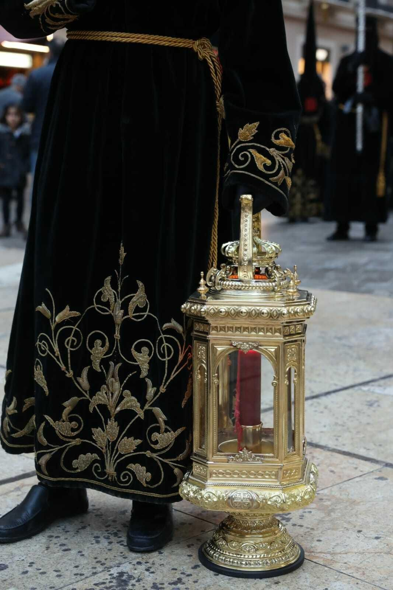 Las fotos del Sepulcro del Viernes Santo en Málaga Las fotos del Sepulcro del Viernes Santo en Málaga