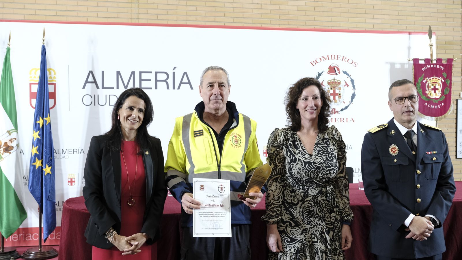 Imágenes del acto del patrón de los bomberos, San Juan de Dios. Almería