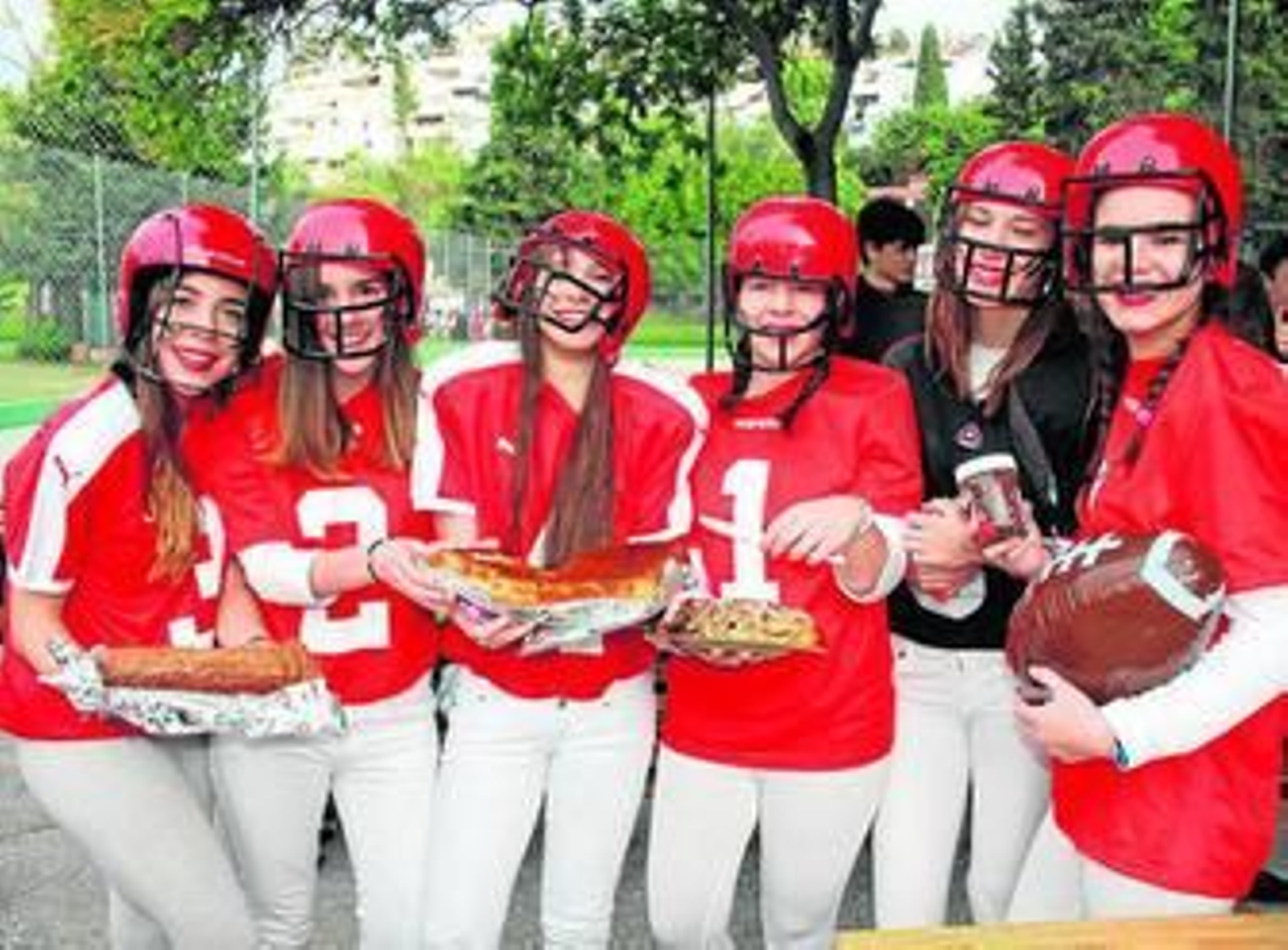 Carmen, Elena, Samangha, Alexia, Ines y Lucía.