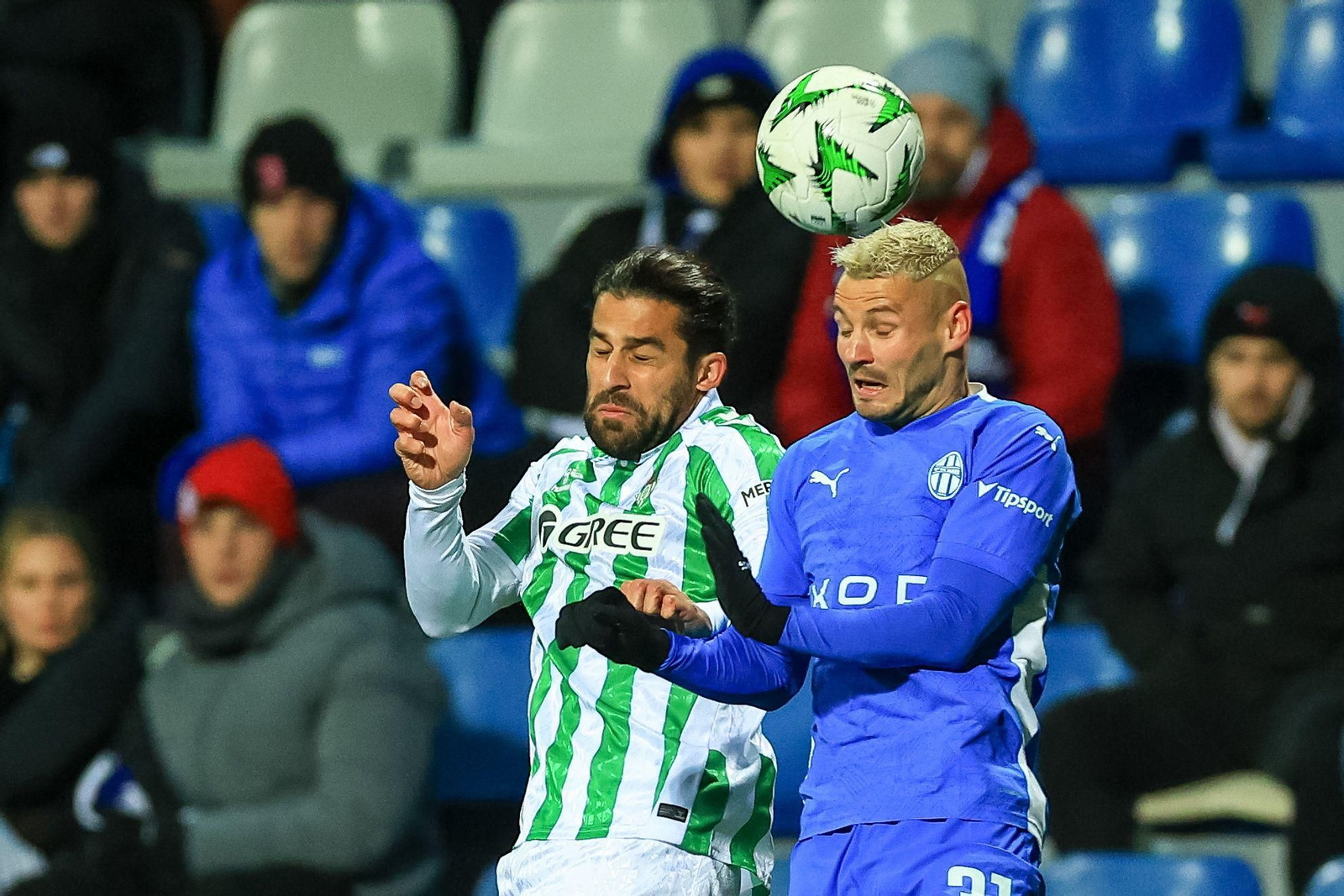 Las fotos del Mladá Boleslav - Betis de la Conference League