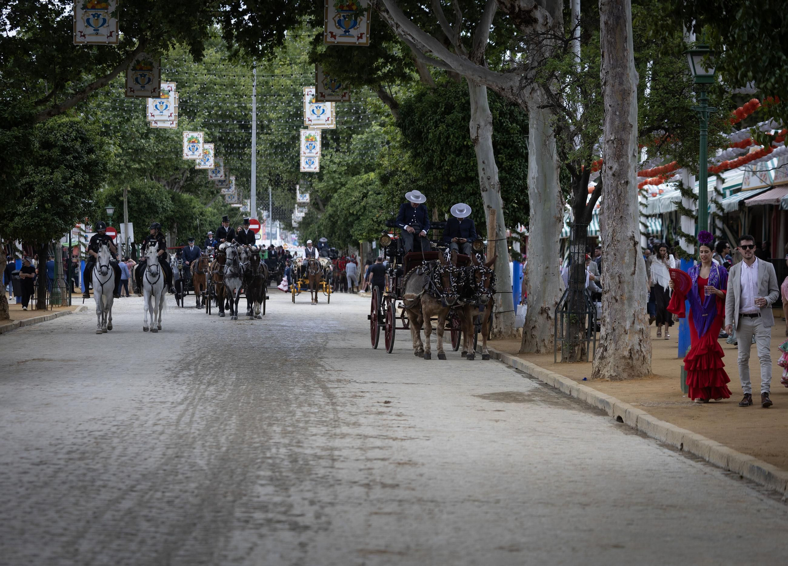 La Feria de Abril, con escaso público, la tarde de este sábado. La Feria de Abril, con escaso público, la tarde de este sábado.