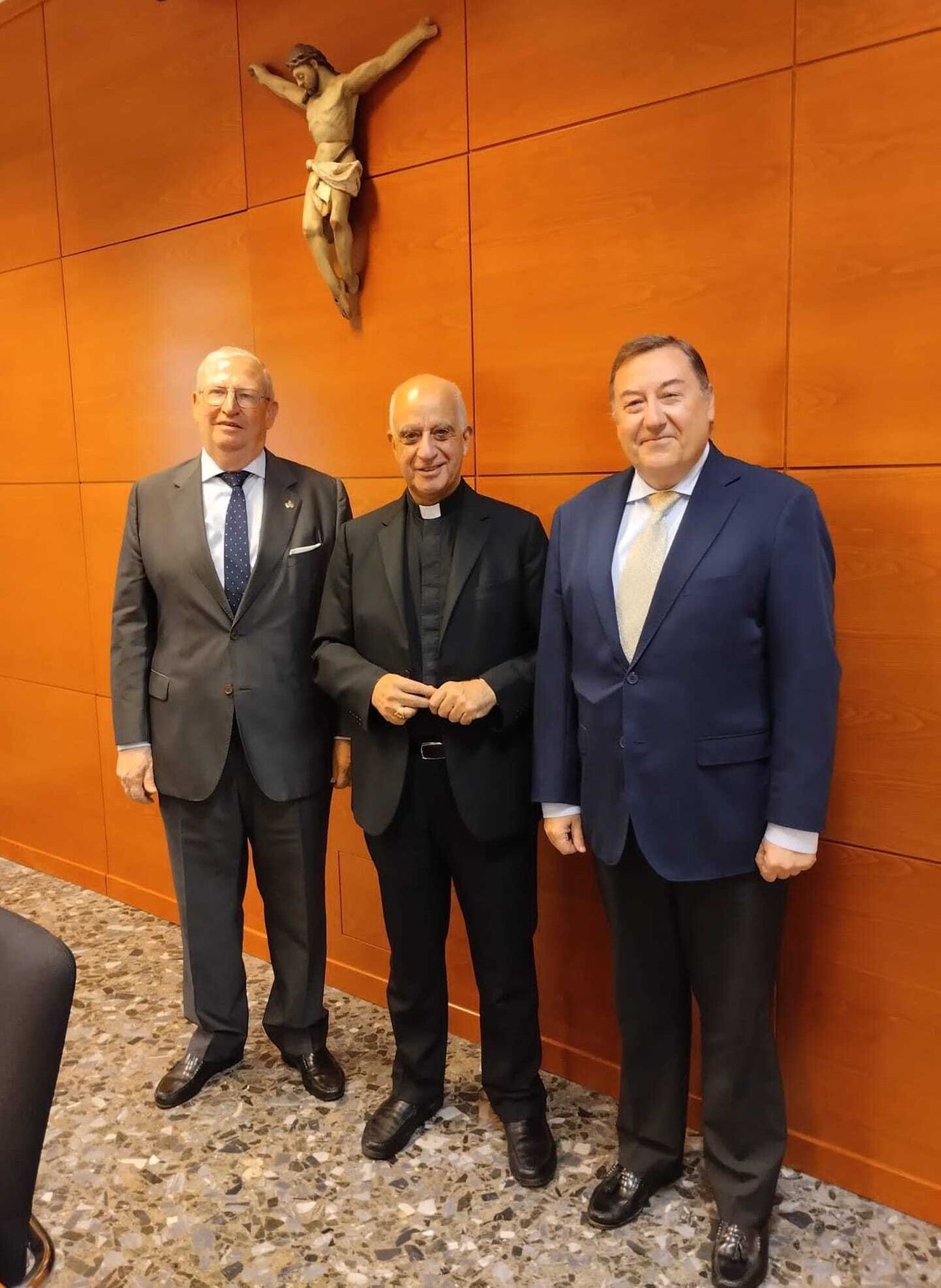 Vélez y Roda con Rino Fisichella, presidente del Pontificio Consejo para la Nueva Evangelización