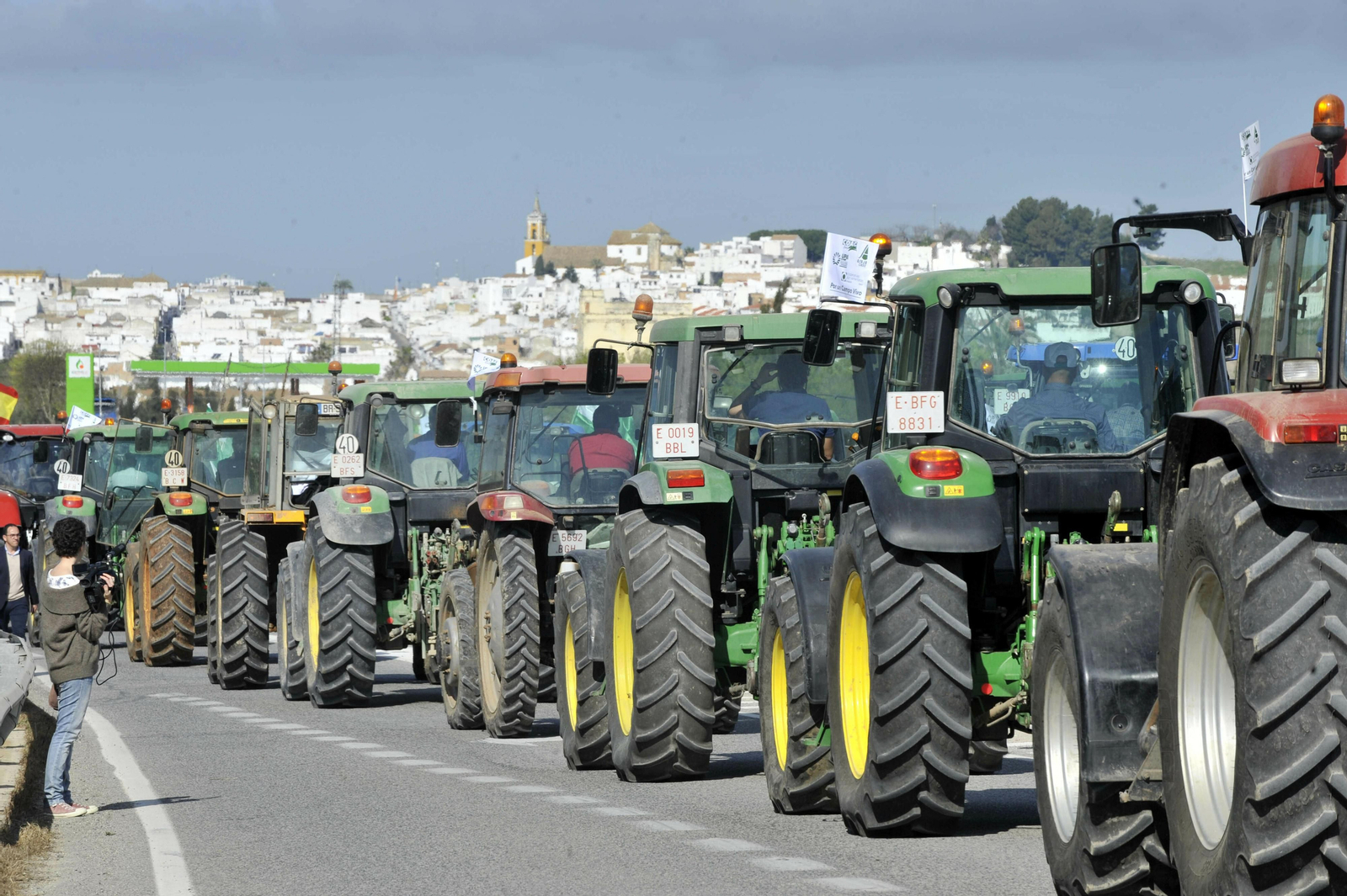 Imágenes de la tractorada reivindicativa en Villamartín