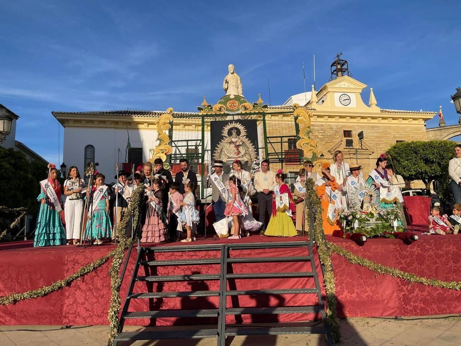 En imágenes: Los más pequeños celebran su romería escolar en Porcuna