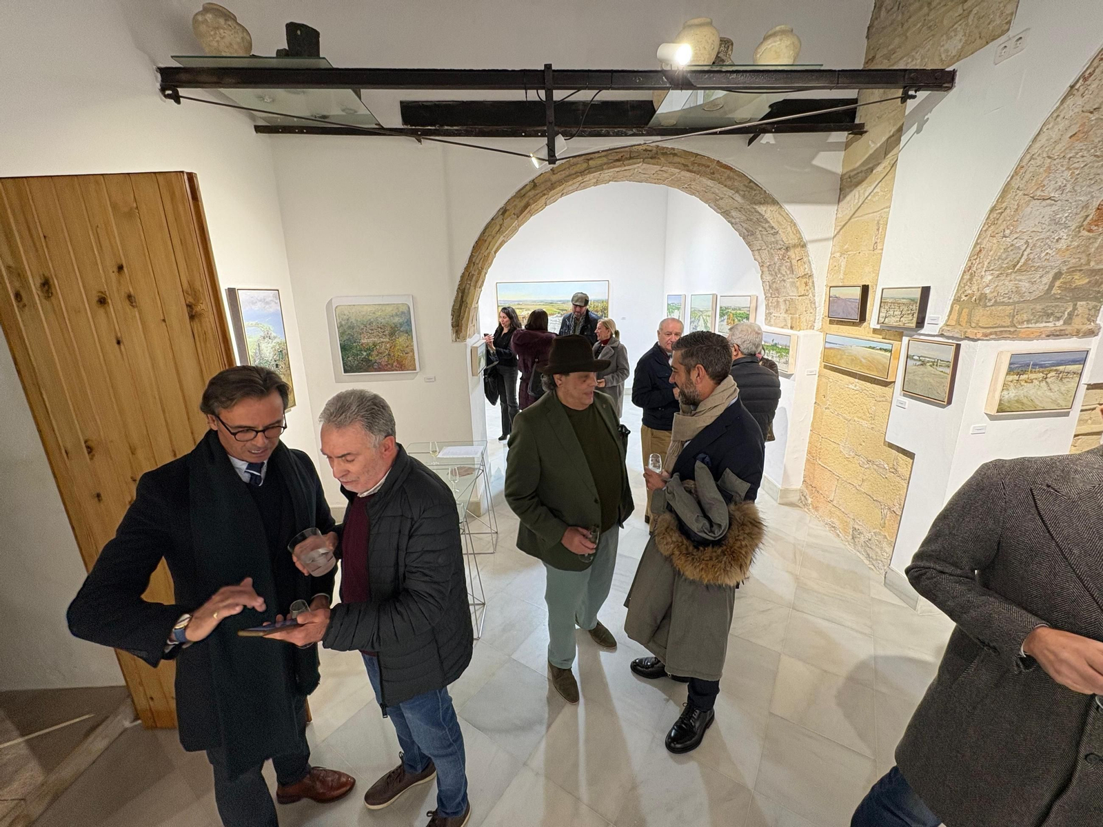 Imágenes de la inauguración de la exposición de fin de año de Pepe basto