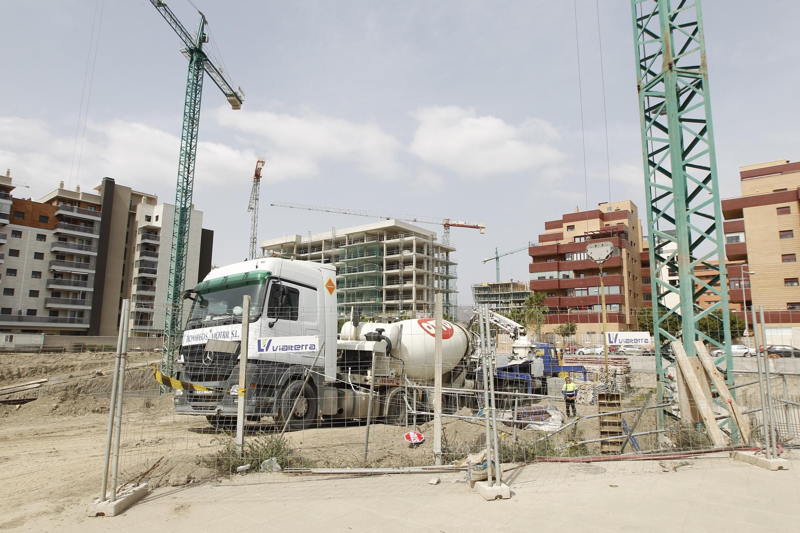 Fotogalería coronavirus a pie de obra en Almería