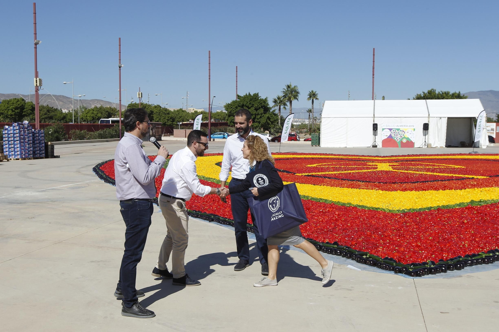 Fotogalería Récord Guinness Corazón Hortalizas Almería
